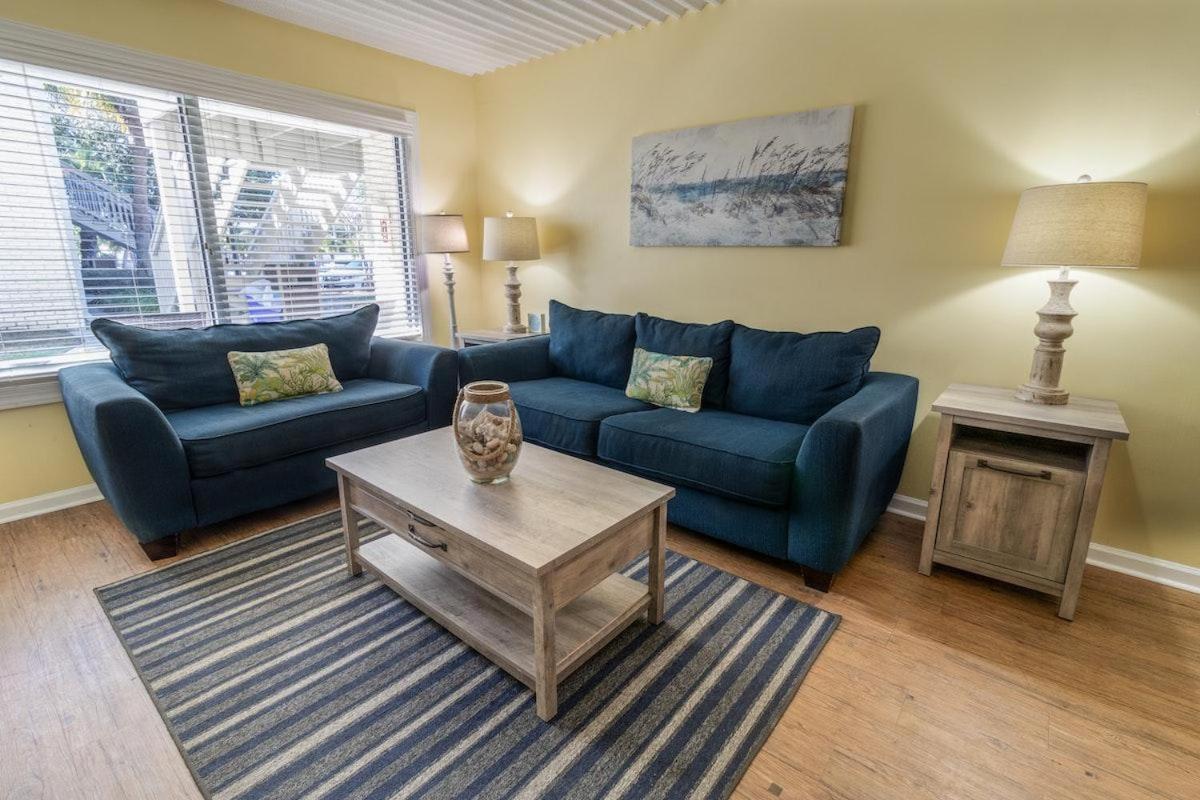 Two Bedroom Villa Sleeps 6 Has 2 Queen And 1 King Pawleys Island Bagian luar foto